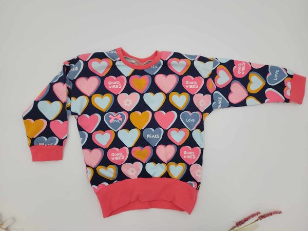 Oversize Sweater Gr. 104, Love Herzen pink