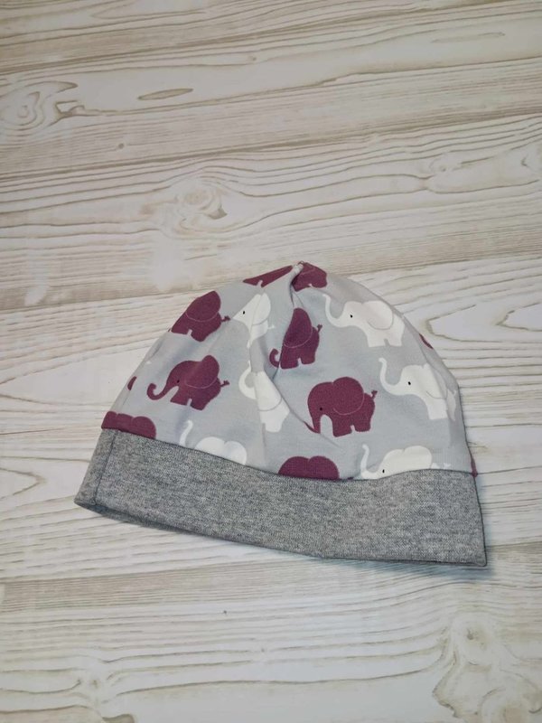 Newborn Mütze, Elefanten beere/grau